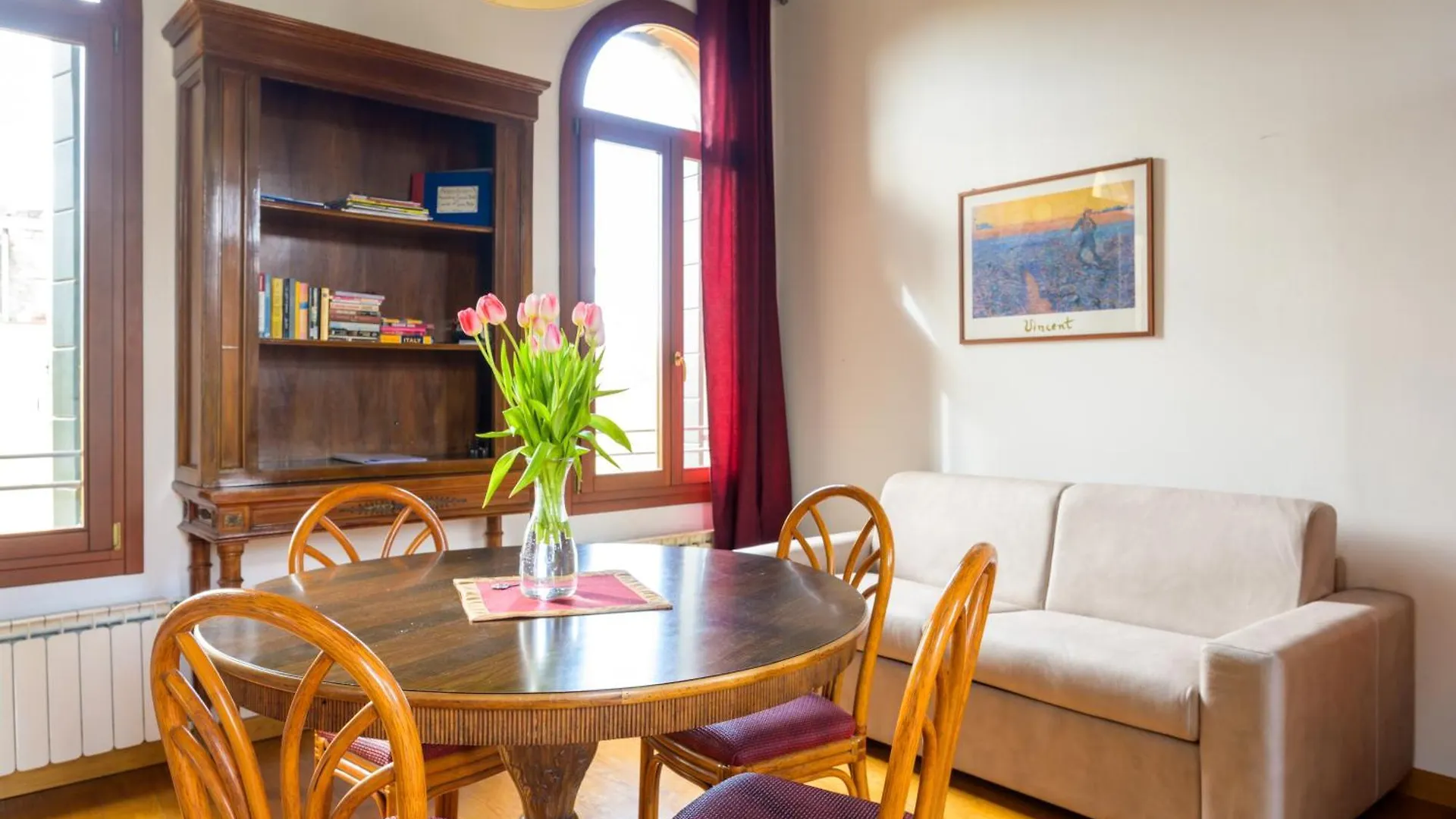 San Trovaso Apartment