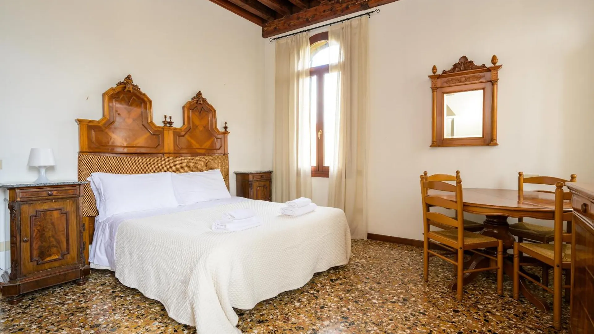 Apartment San Trovaso