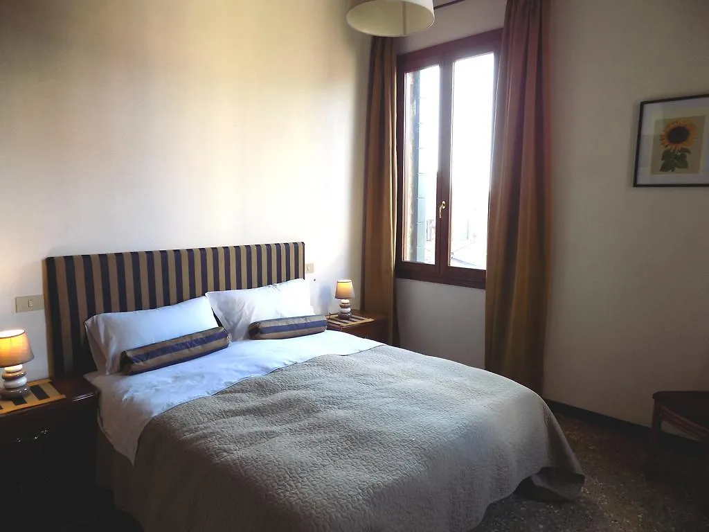 Apartment San Trovaso