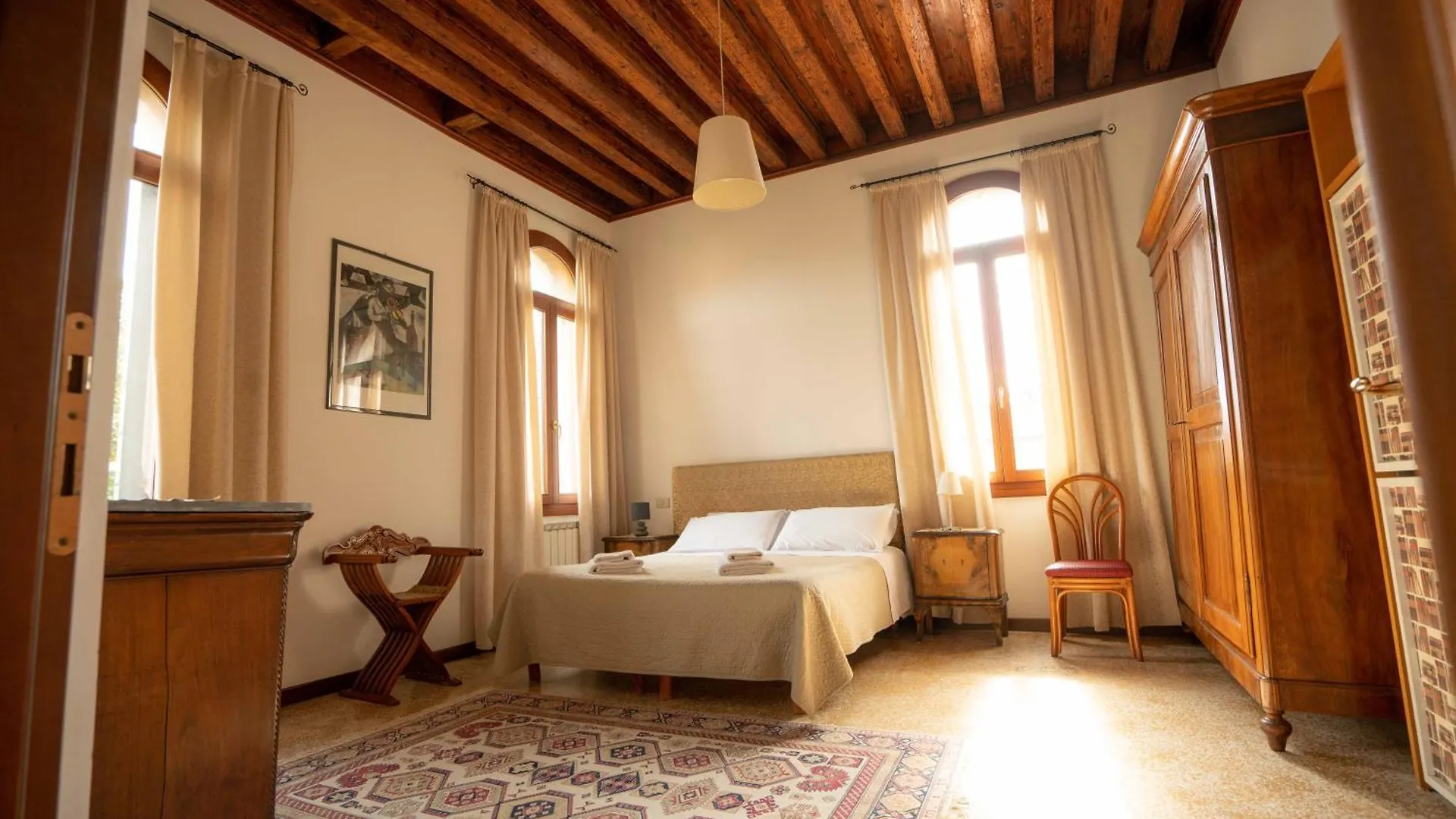 San Trovaso Apartment